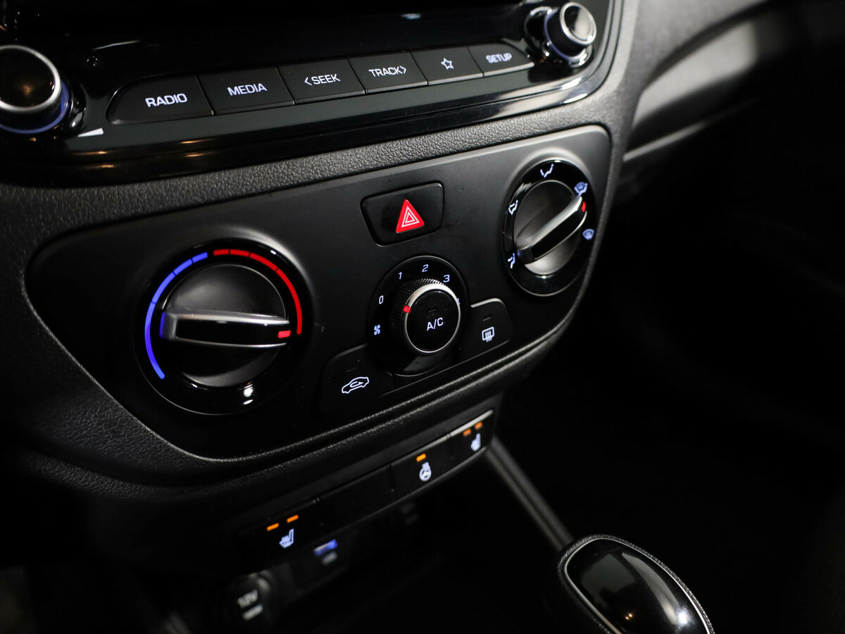 Купить Hyundai Solaris II Рестайлинг, 2021, 39 807 км, фото №10