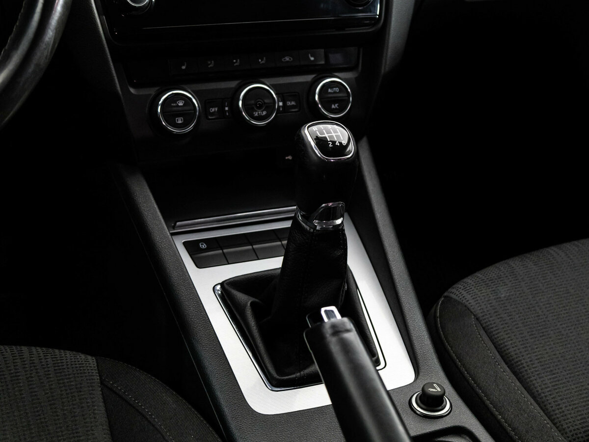 Купить Skoda Octavia III (A7), 2013, 230 283 км, фото №10
