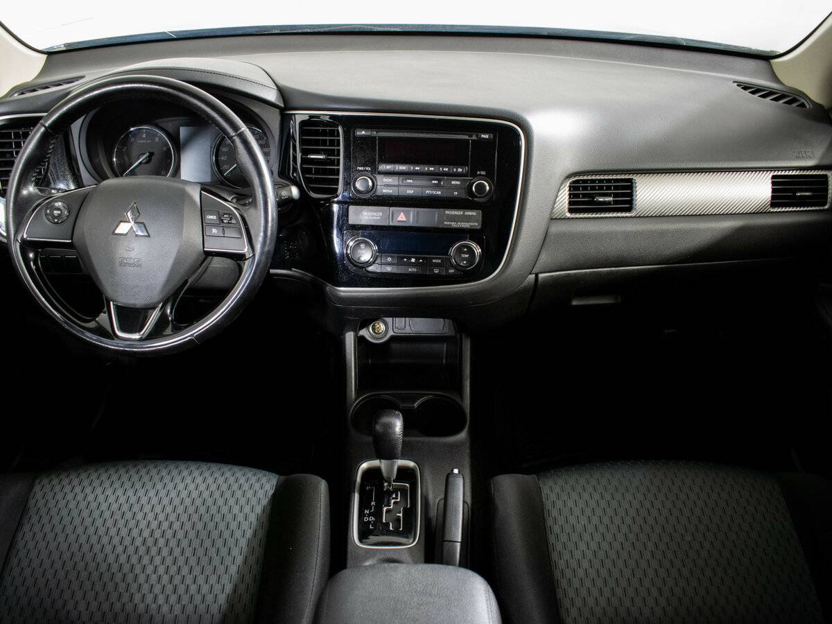 Купить Mitsubishi Outlander III Рестайлинг 2, 2015, 108 019 км, фото №11