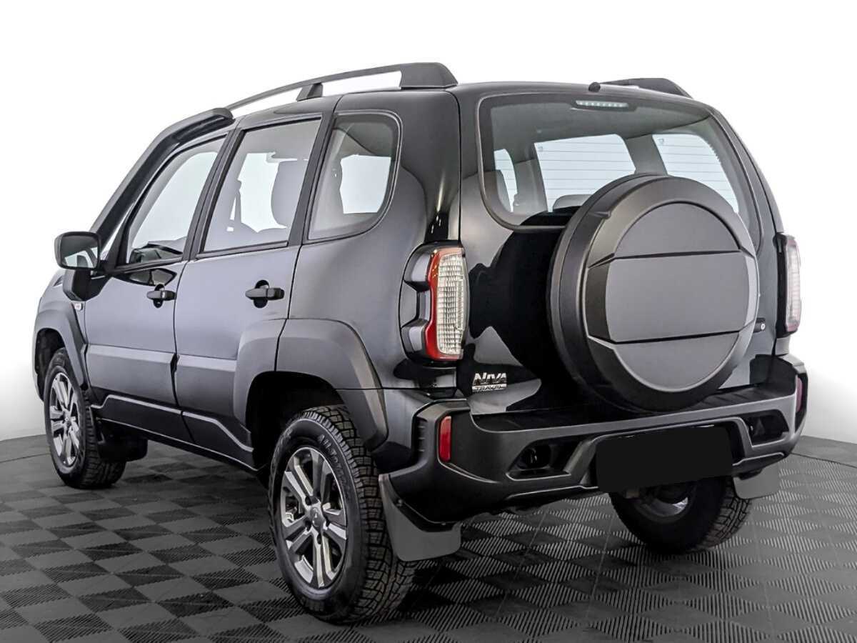 Купить Lada (ВАЗ) Niva, 2023, 21 239 км, фото №6