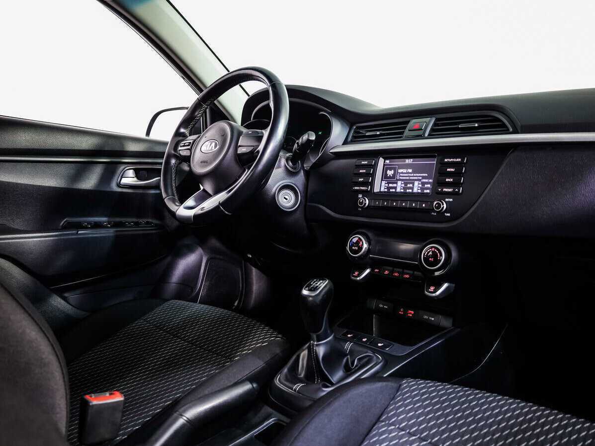 Купить Kia Rio, 2018, 77 198 км, фото №8