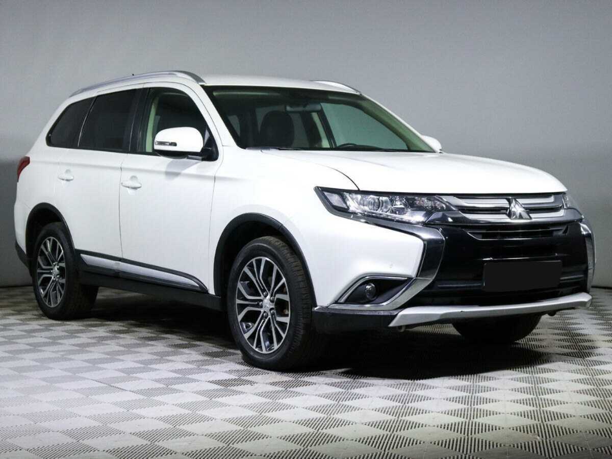 Купить Mitsubishi Outlander, 2016, 88 000 км, фото №2