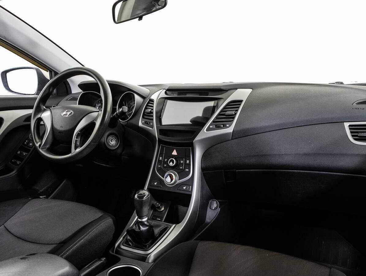 Купить Hyundai Elantra, 2015, 126 625 км, фото №9
