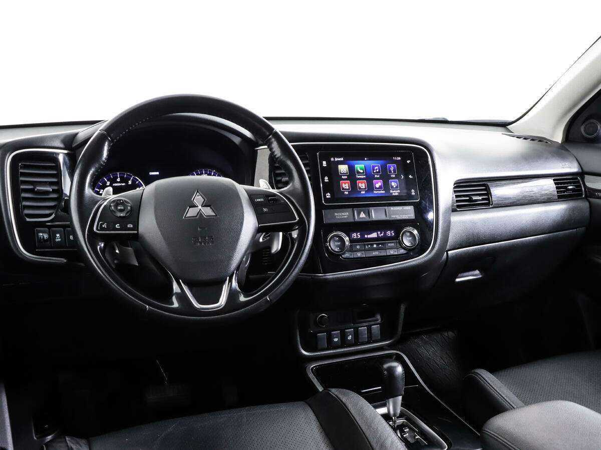 Купить Mitsubishi Outlander, 2018, 148 000 км, фото №11
