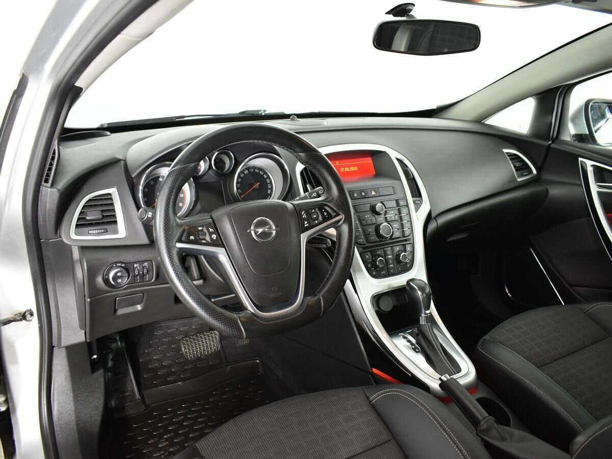 Купить Opel Astra GTC, 2013, 98 768 км, фото №7