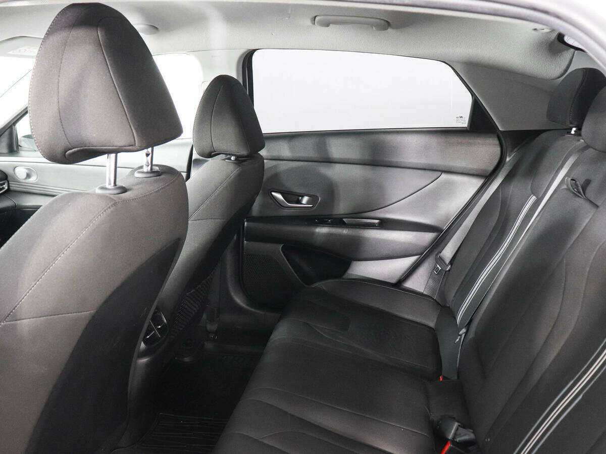 Купить Hyundai Elantra, 2021, 46 001 км, фото №12