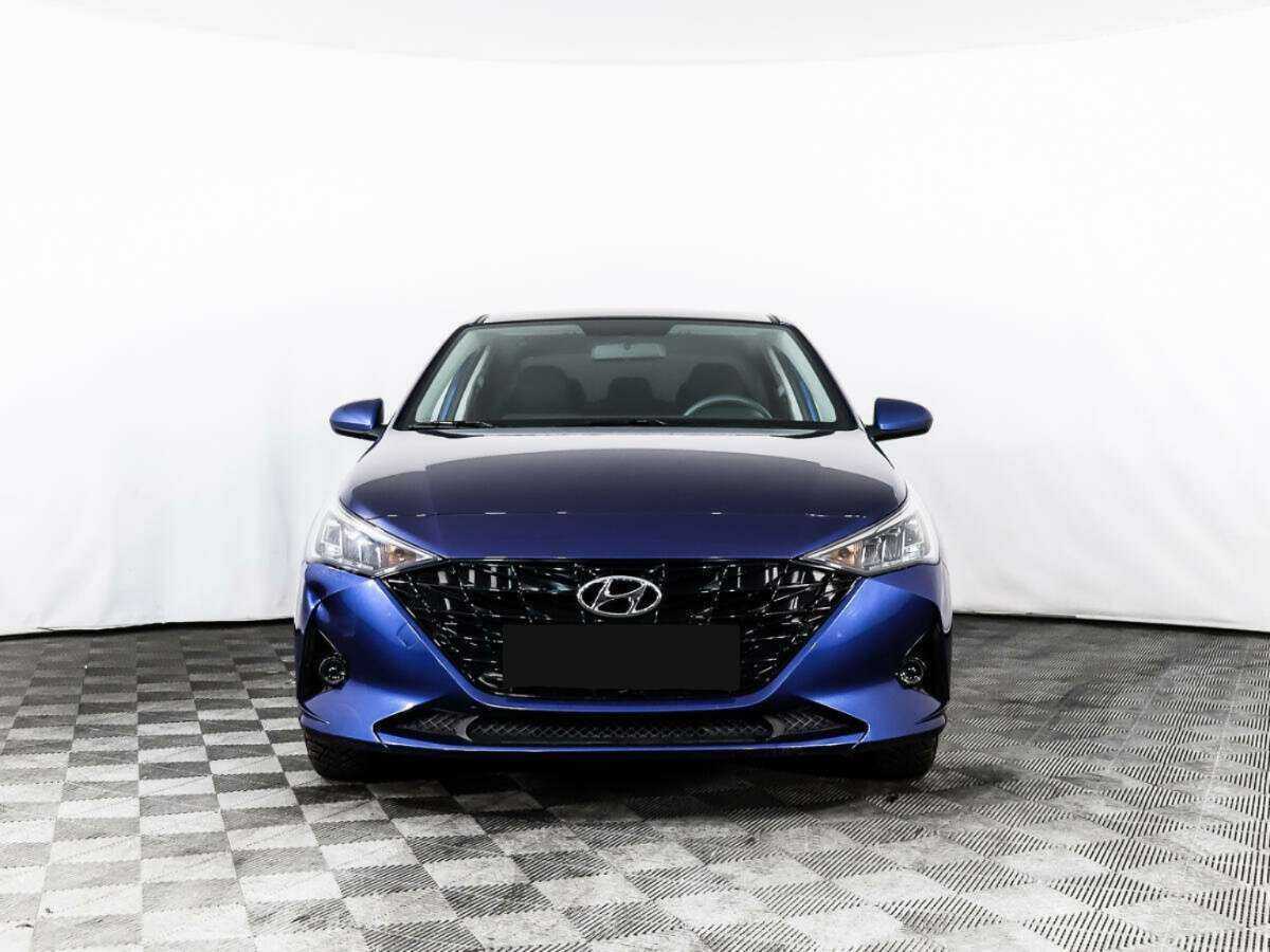 Купить Hyundai Solaris, 2022, 15 804 км, фото №2