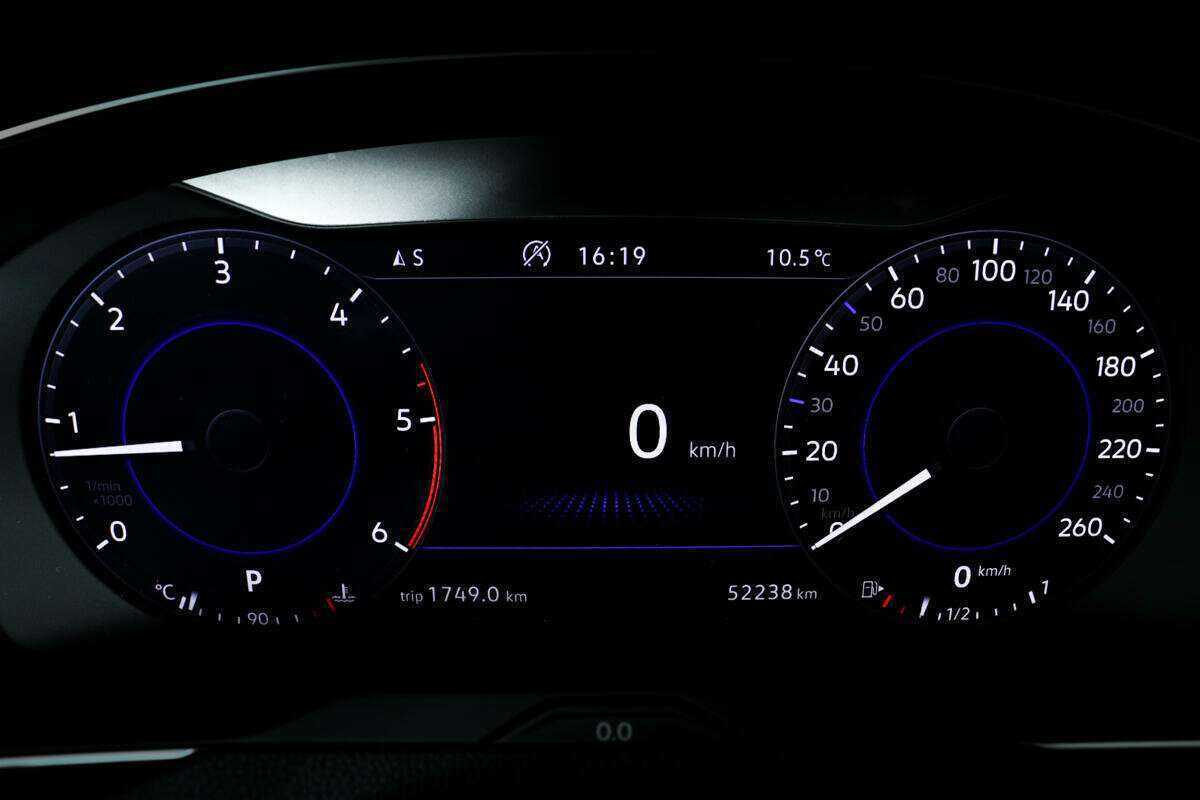 Купить Volkswagen Passat DSG7, 2018, 51 460 км, фото №9