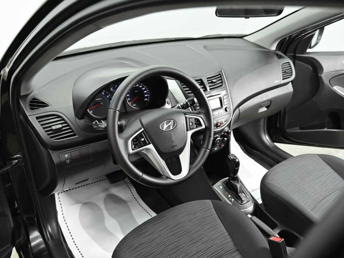 Купить Hyundai Solaris, 2015, 159 000 км, фото №6