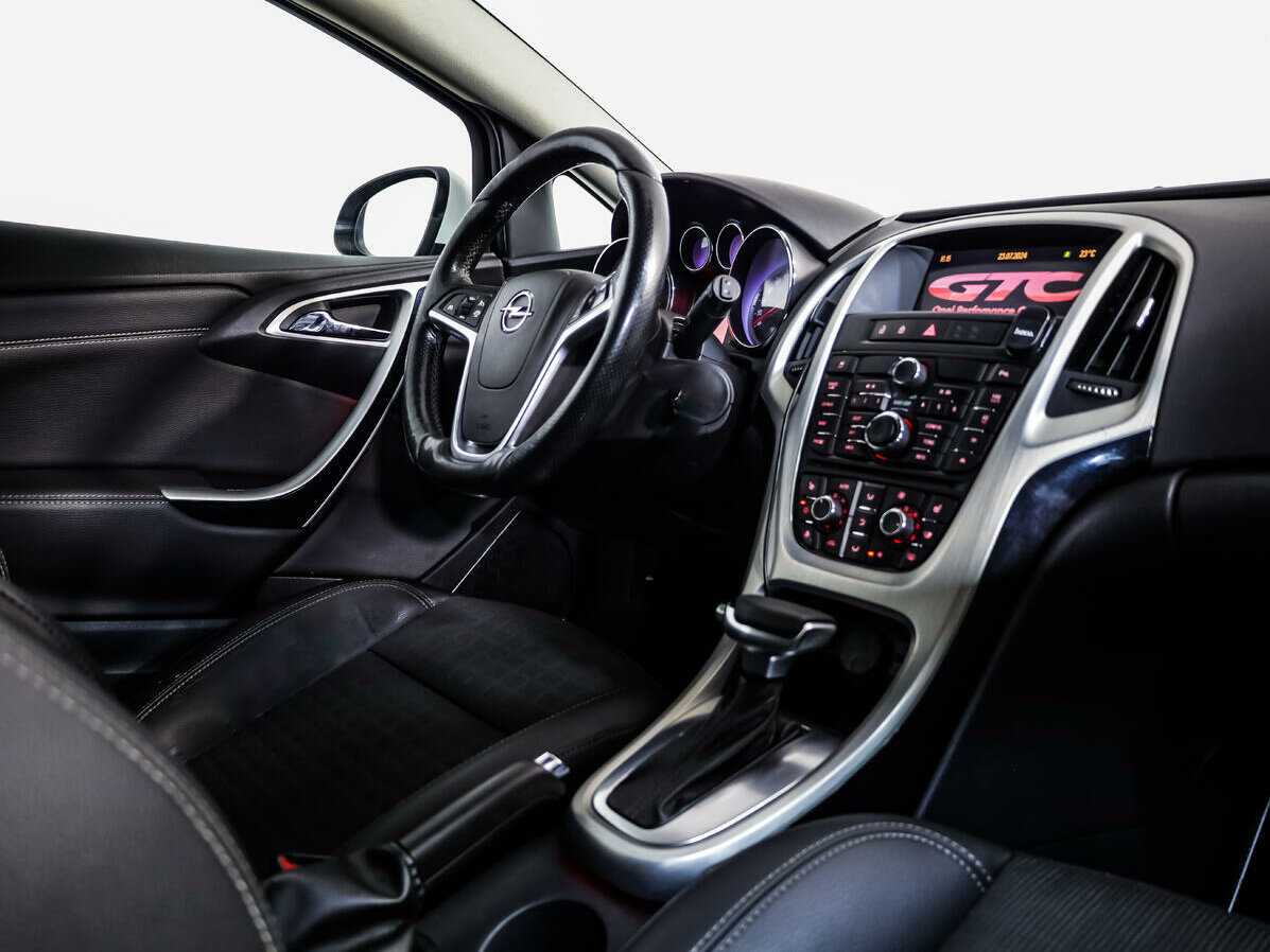Купить Opel Astra GTC, 2012, 193 645 км, фото №8