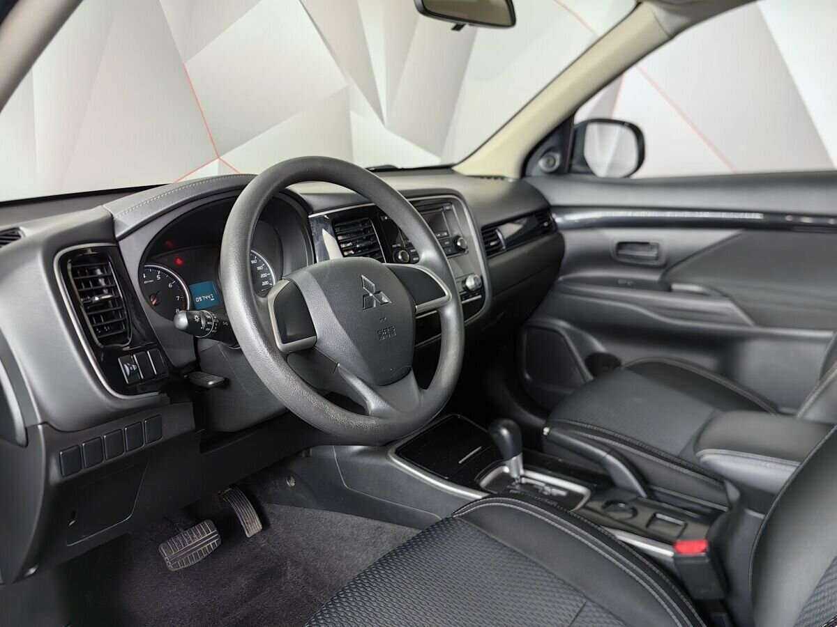Купить Mitsubishi Outlander, 2020, 97 445 км, фото №13