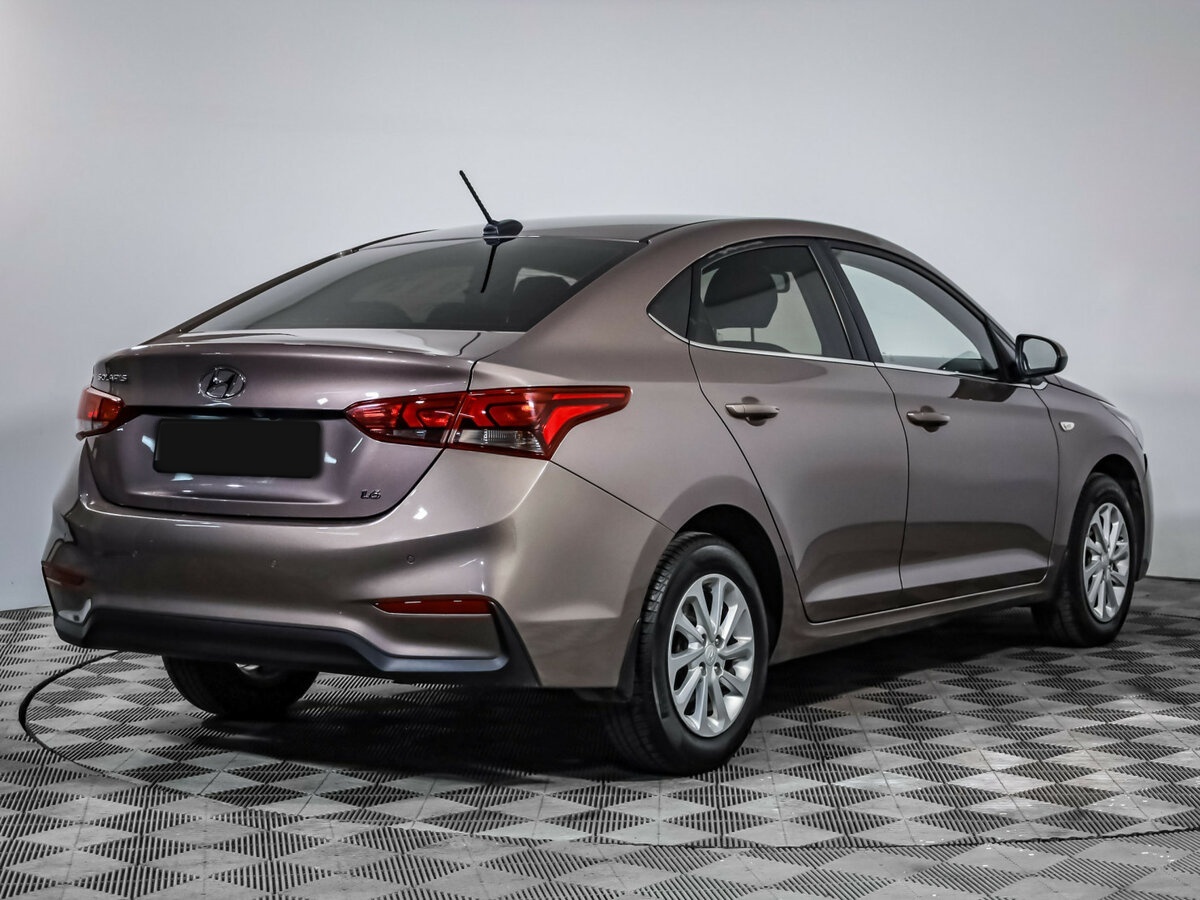 Купить Hyundai Solaris II, 2019, 147 201 км, фото №4