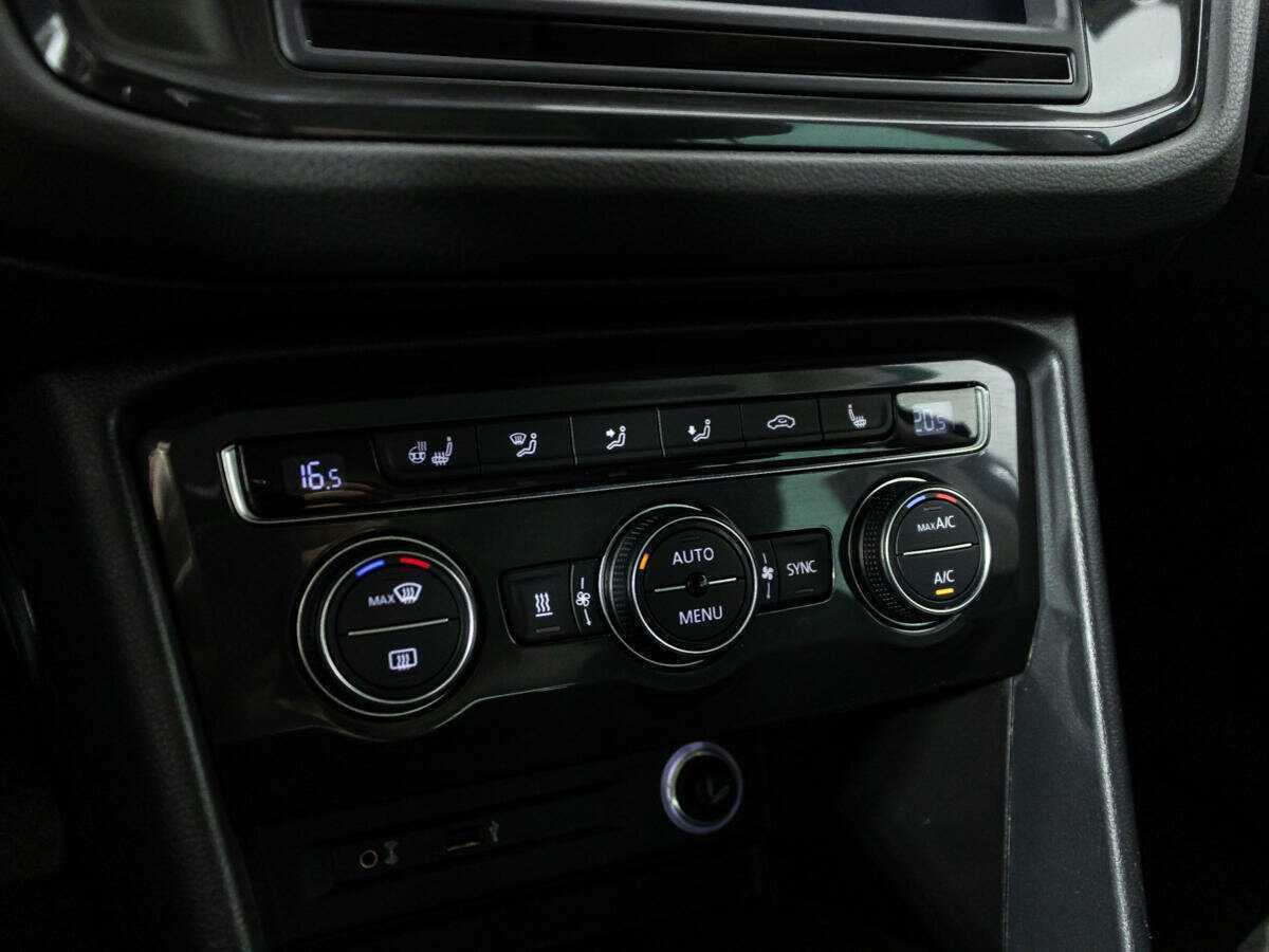 Купить Volkswagen Tiguan, 2017, 96 284 км, фото №17