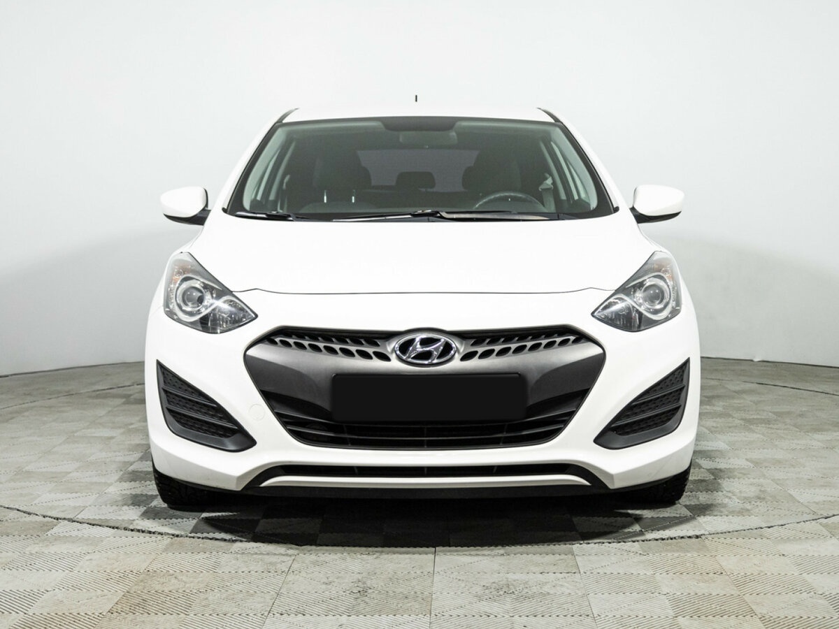 Купить Hyundai i30 II, 2014, 122 636 км, фото №2