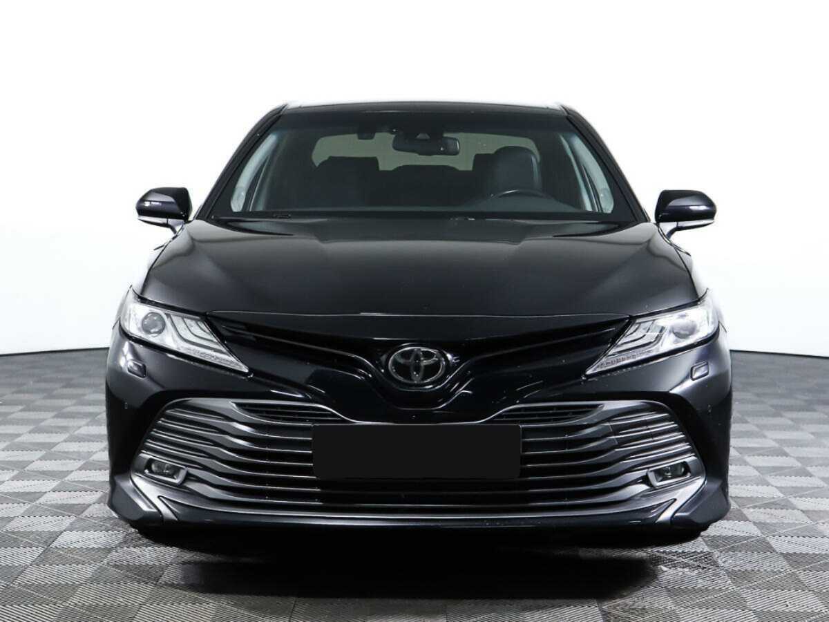 Купить Toyota Camry, 2018, 83 650 км, фото №2