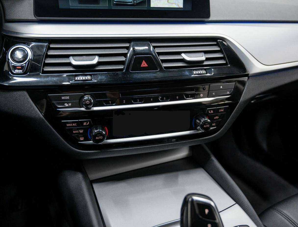 Купить BMW 5 серии 520d, 2017, 193 321 км, фото №23