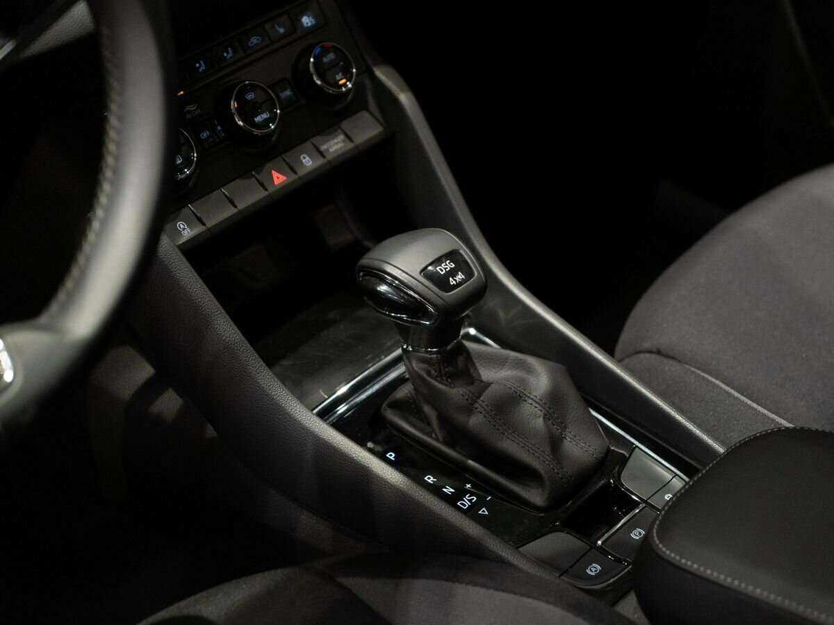 Купить Skoda Karoq DSG6, 2021, 52 046 км, фото №11