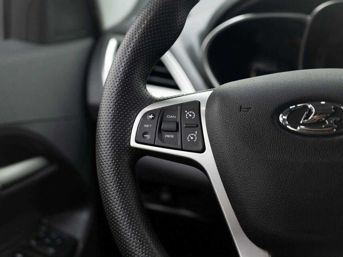 Купить Lada (ВАЗ) Vesta SW Cross, 2019, 88 754 км, фото №17