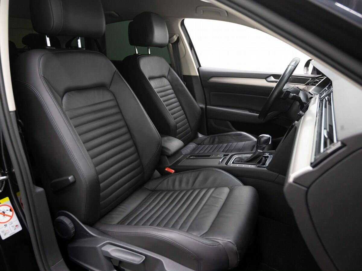 Купить Volkswagen Passat, 2019, 133 248 км, фото №12