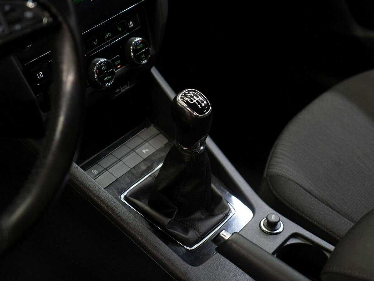 Купить Skoda Octavia, 2018, 177 000 км, фото №10