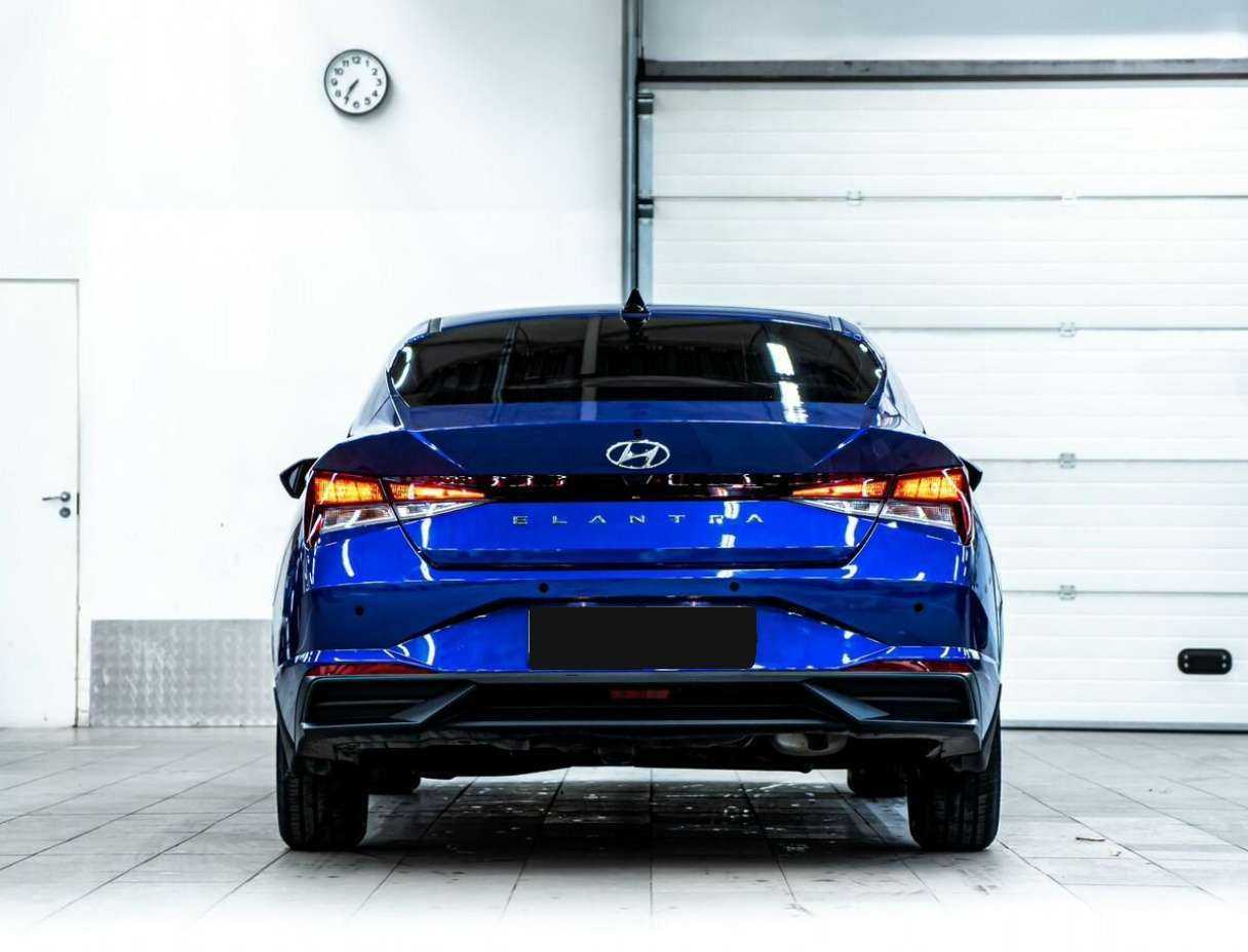 Купить Hyundai Elantra, 2021, 10 000 км, фото №4