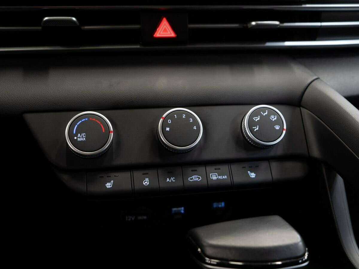 Купить Hyundai Elantra, 2021, 10 000 км, фото №11