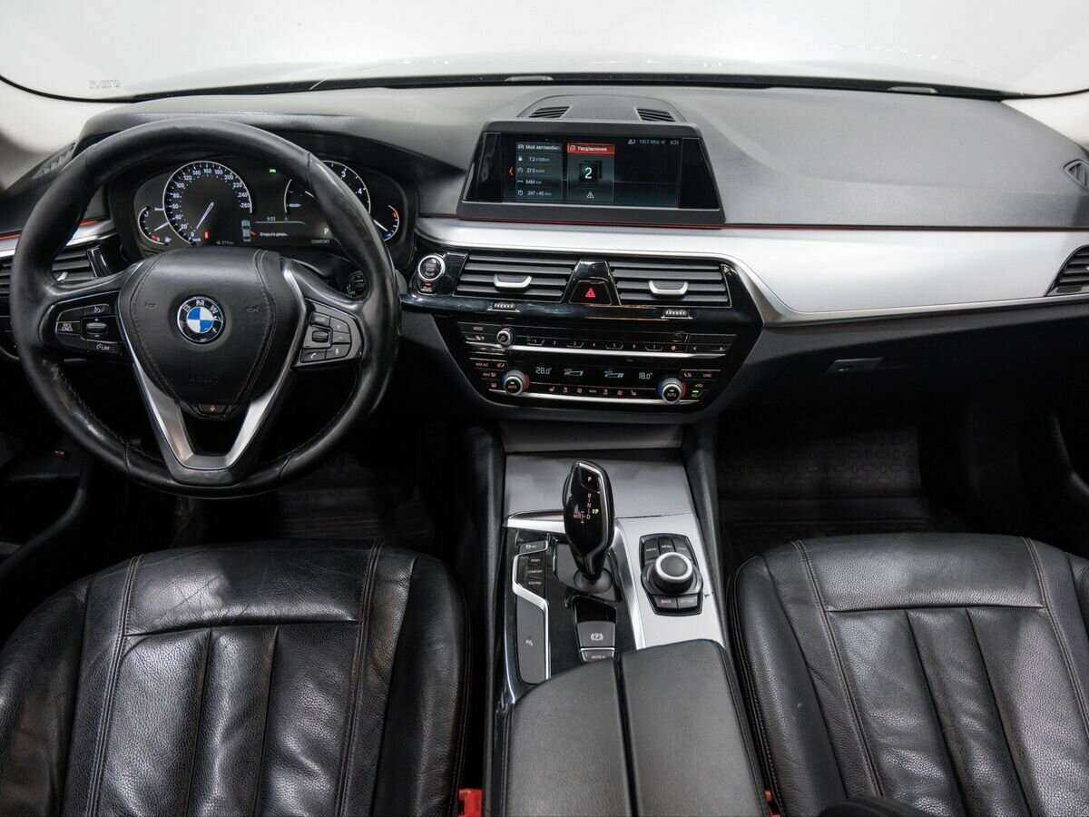 Купить BMW 5 серии 520d, 2018, 165 962 км, фото №12