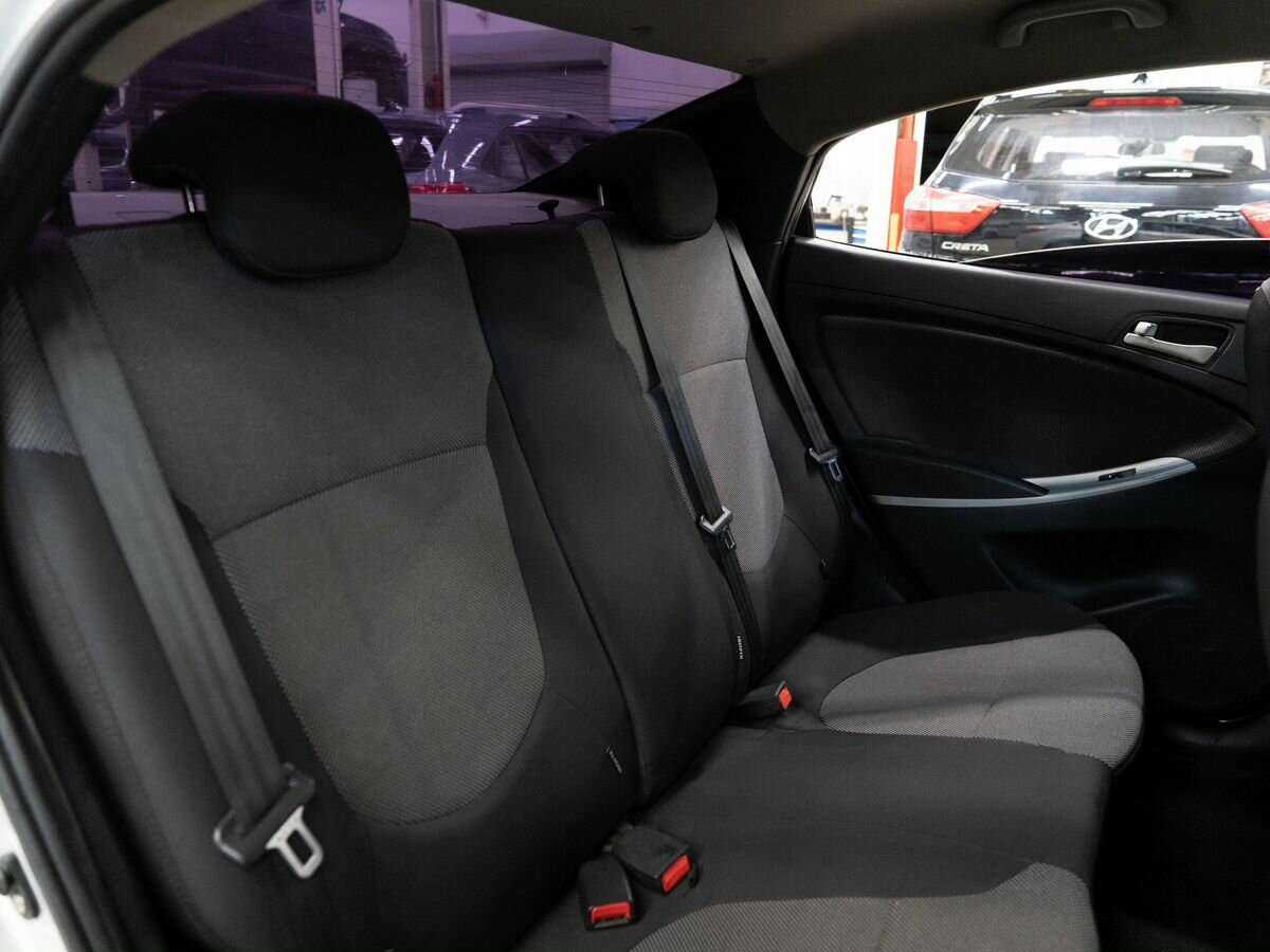 Купить Hyundai Solaris, 2013, 140 000 км, фото №5