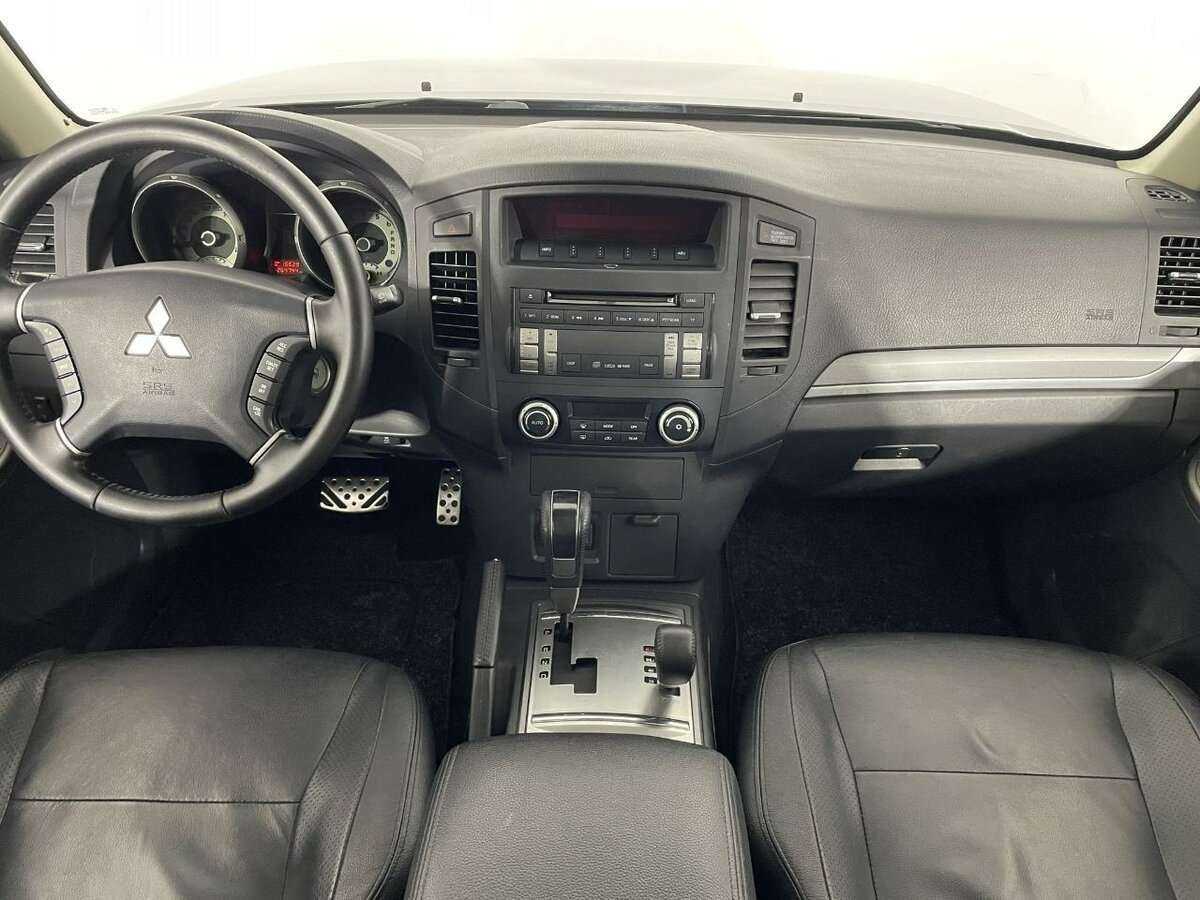 Купить Mitsubishi Pajero, 2012, 264 740 км, фото №7