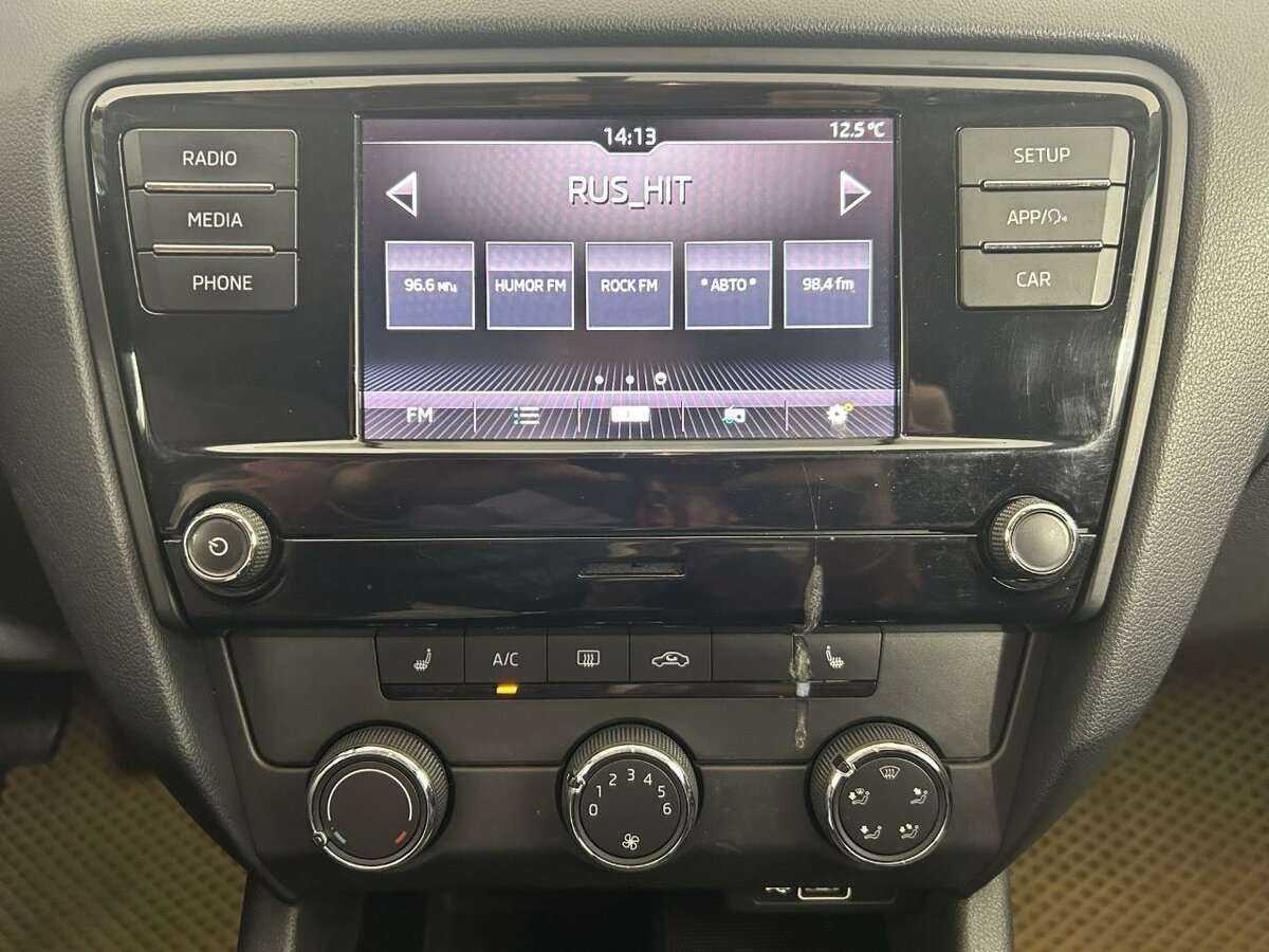 Купить Skoda Octavia, 2018, 431 666 км, фото №12