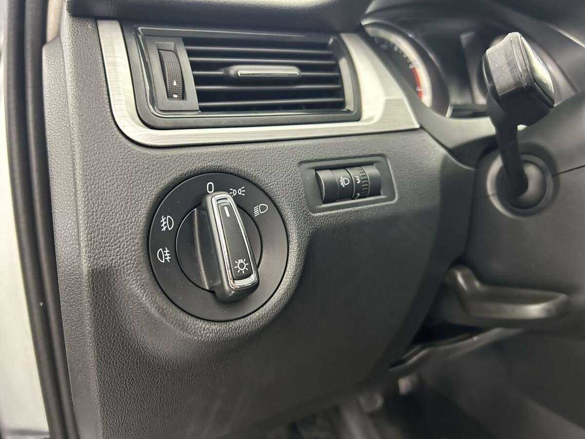 Купить Skoda Rapid, 2016, 172 490 км, фото №9