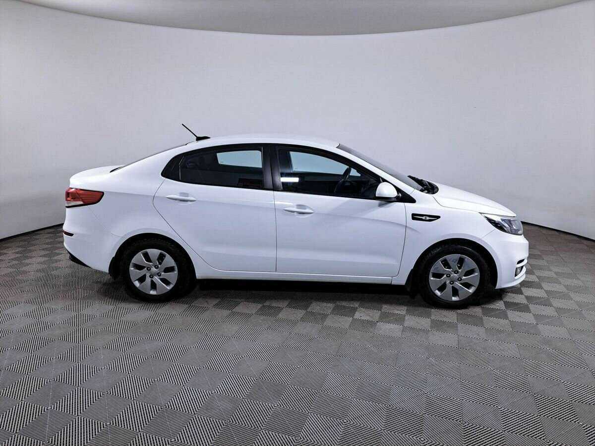 Купить Kia Rio, 2017, 112 068 км, фото №4