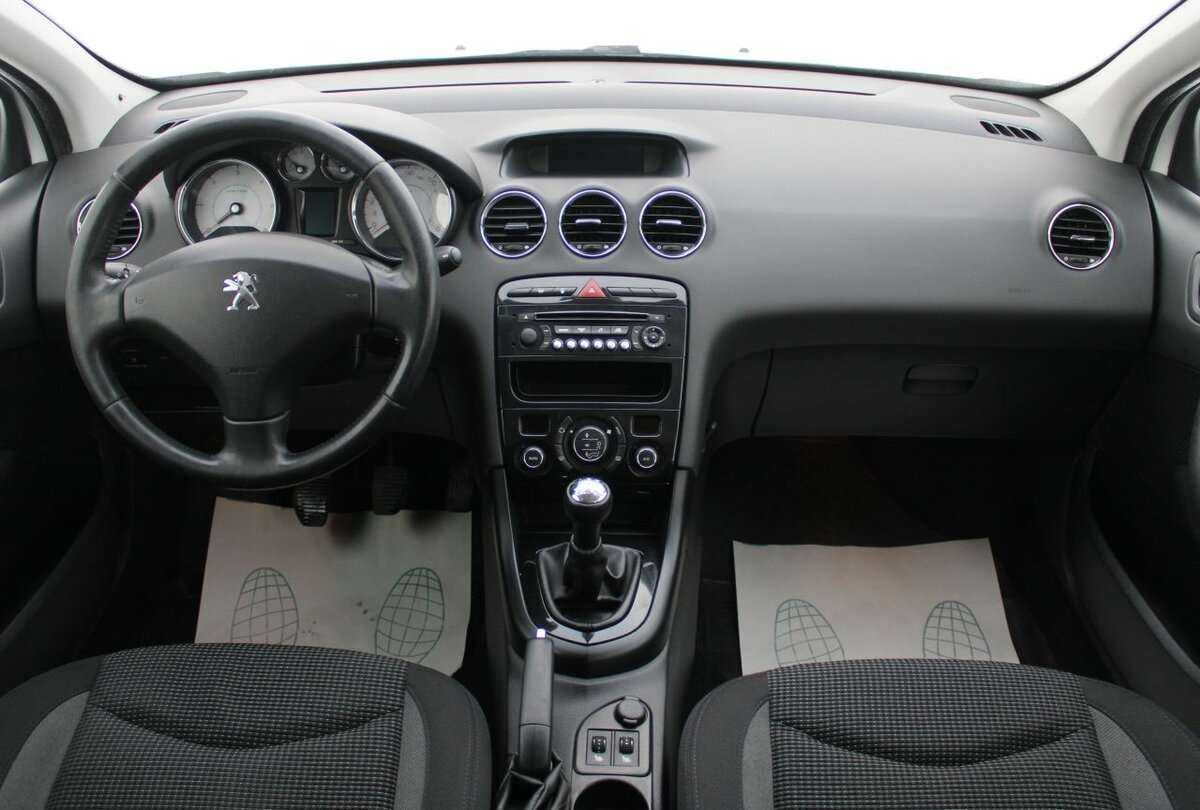 Купить Peugeot 408, 2014, 196 000 км, фото №9
