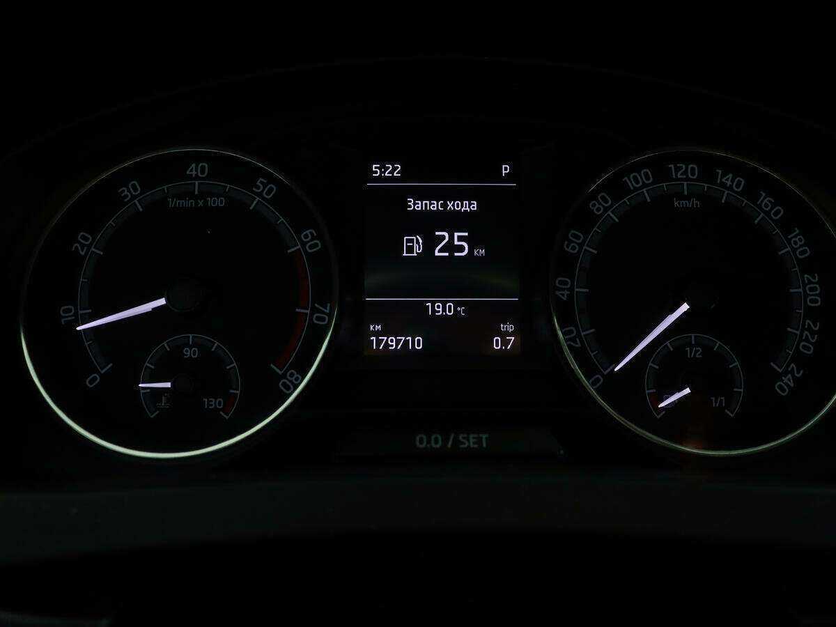 Купить Skoda Rapid, 2017, 179 376 км, фото №9