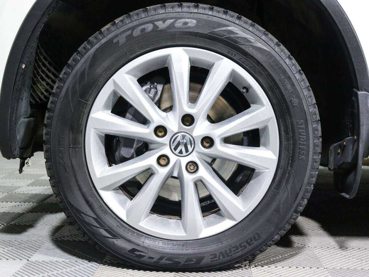 Купить Volkswagen Touareg, 2012, 189 500 км, фото №10