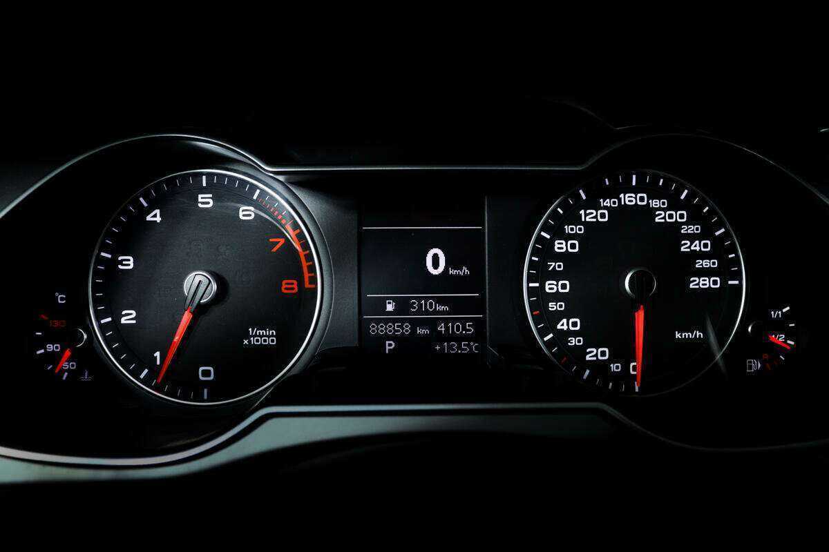 Купить Audi A4, 2014, 88 850 км, фото №6