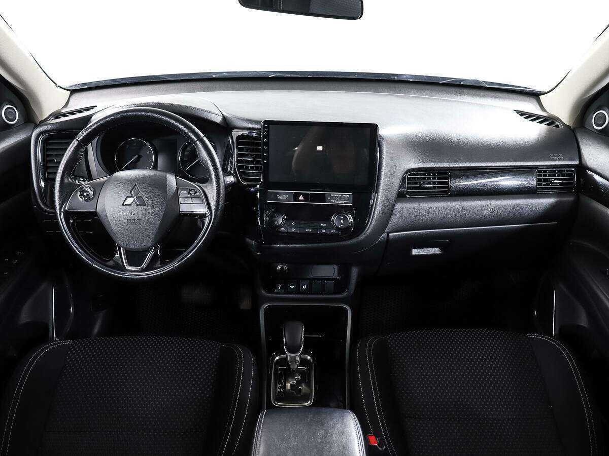 Купить Mitsubishi Outlander, 2018, 123 158 км, фото №12