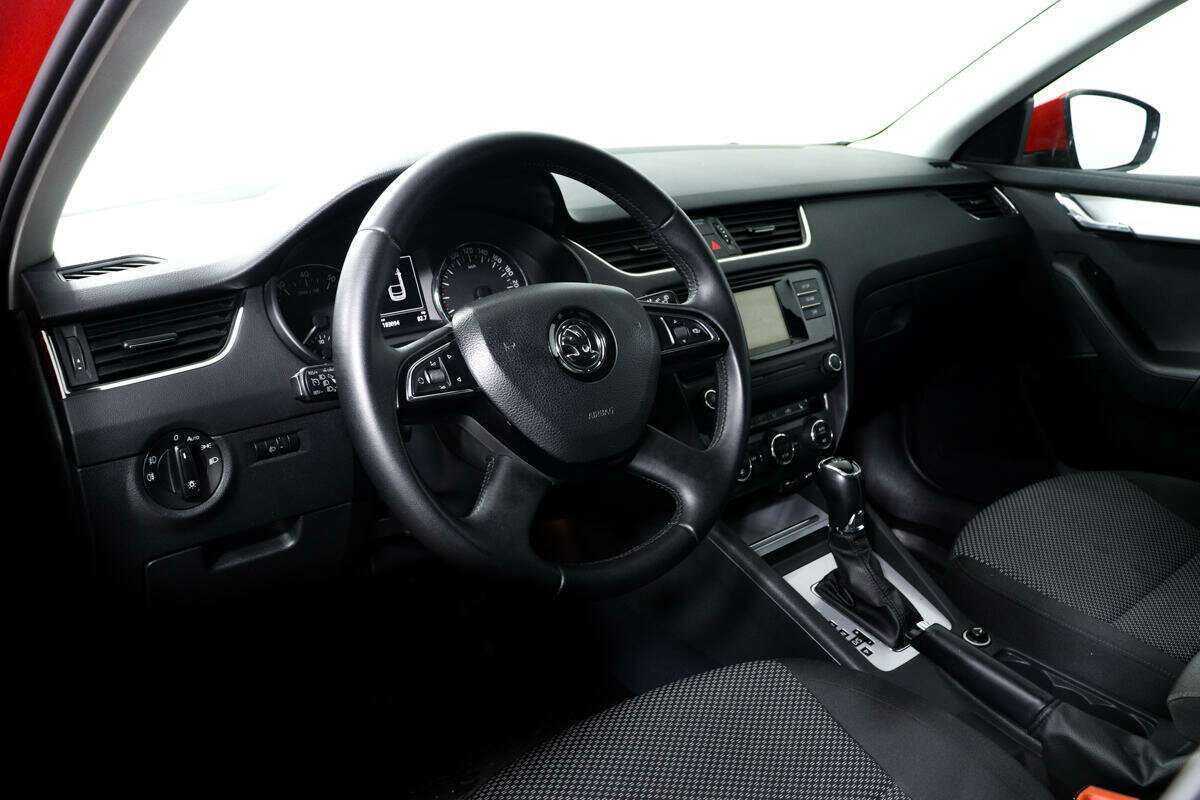 Купить Skoda Octavia, 2015, 183 092 км, фото №12