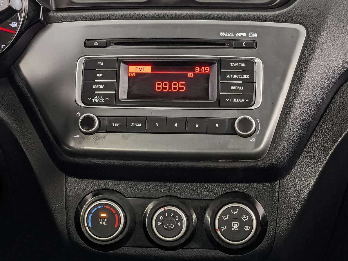 Купить Kia Rio, 2017, 128 259 км, фото №12