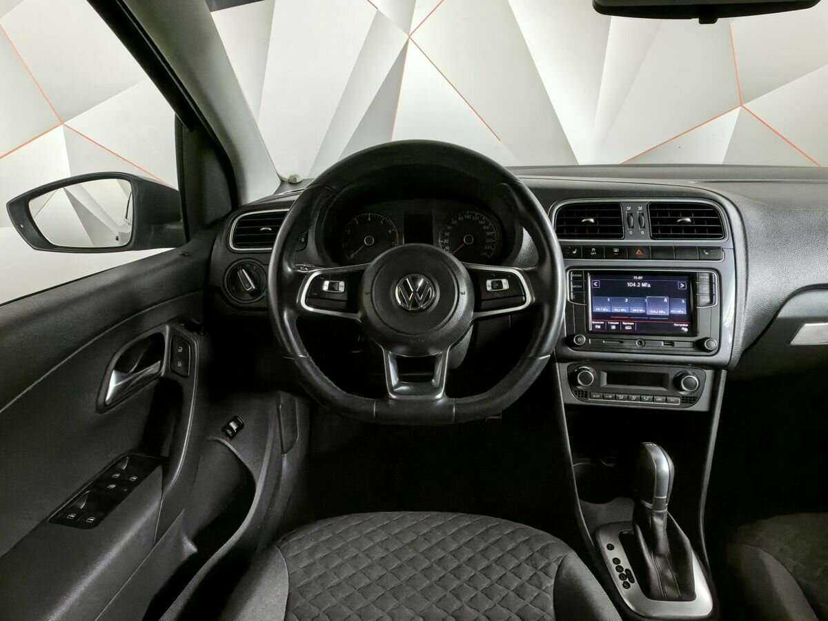 Купить Volkswagen Polo, 2018, 53 964 км, фото №15