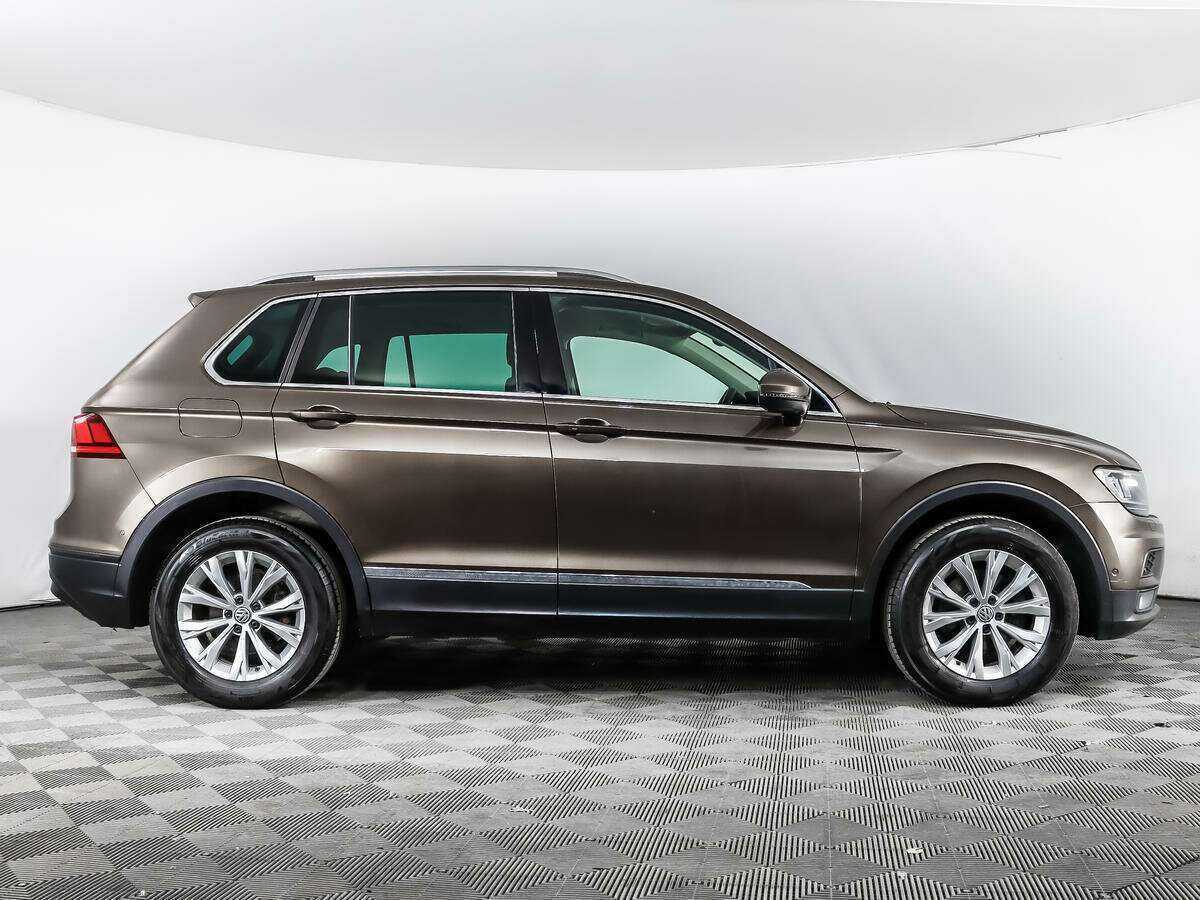 Купить Volkswagen Tiguan, 2017, 109 000 км, фото №4