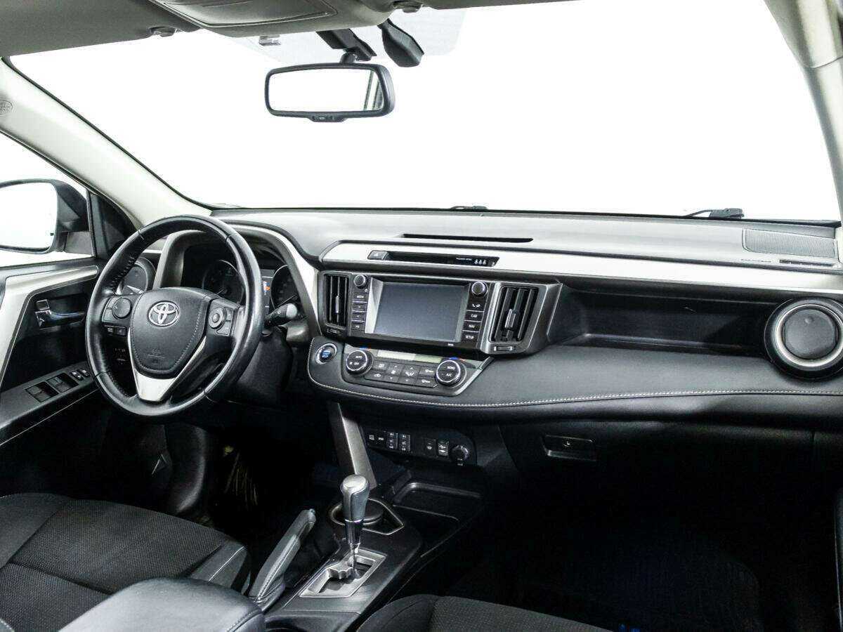 Купить Toyota RAV4, 2017, 75 000 км, фото №9