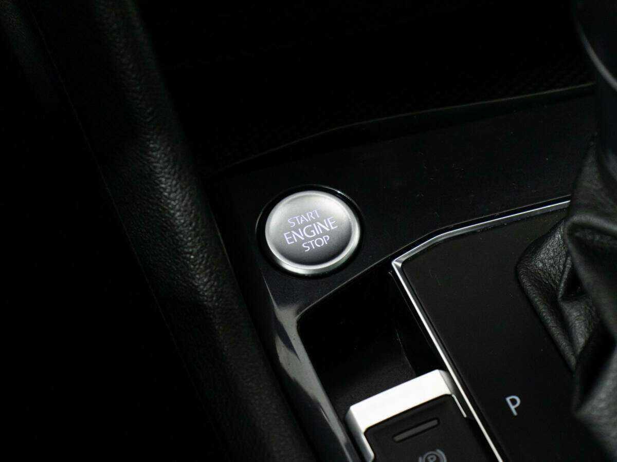 Купить Volkswagen Tiguan, 2019, 100 129 км, фото №18
