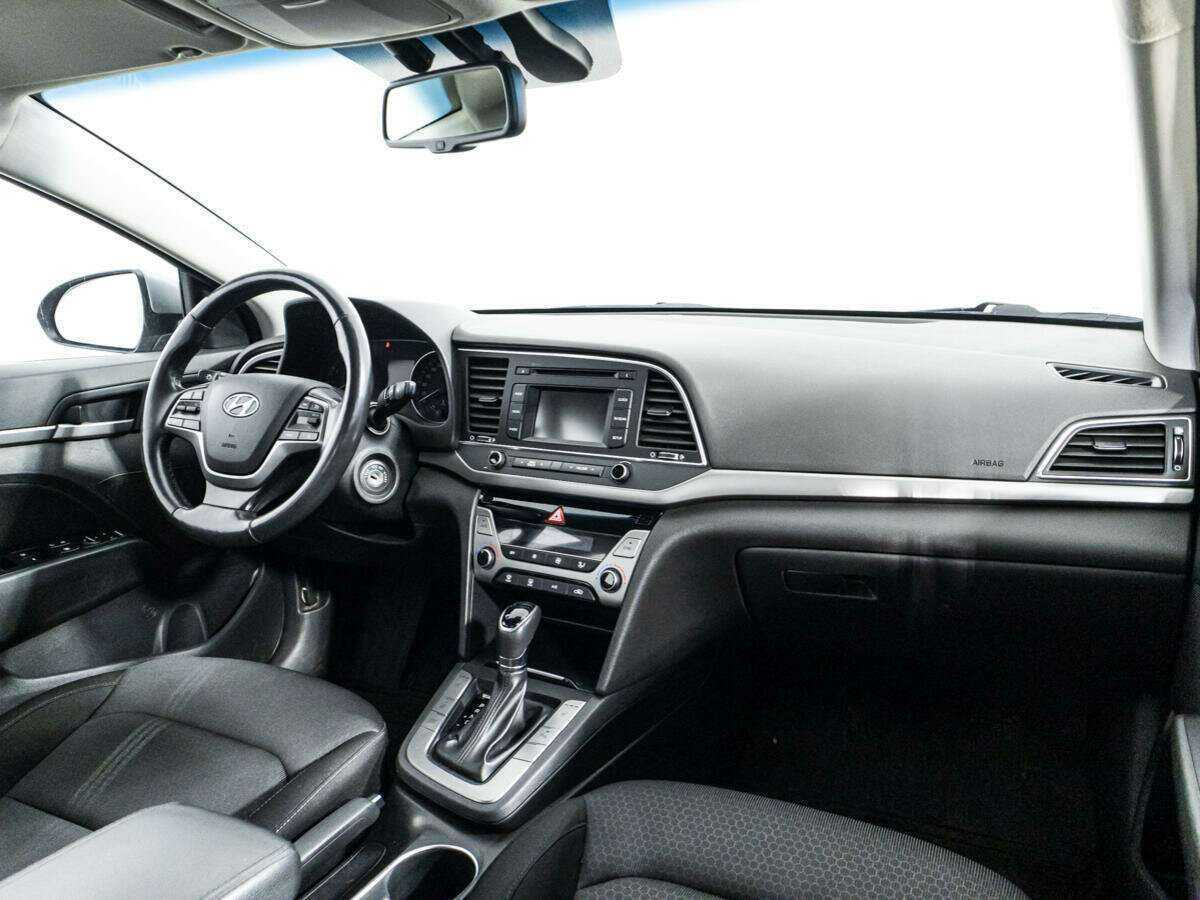 Купить Hyundai Elantra, 2018, 184 612 км, фото №9