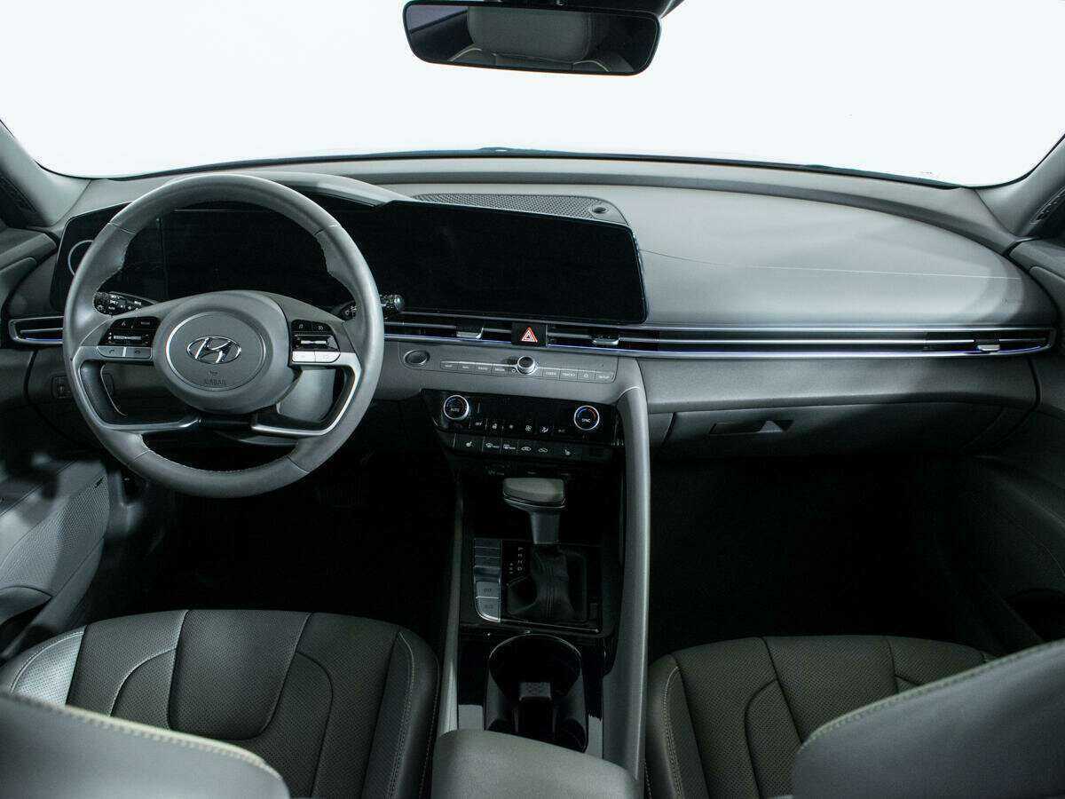Купить Hyundai Elantra, 2021, 31 216 км, фото №12