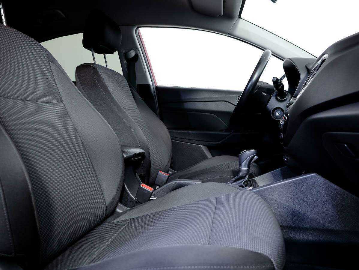 Купить Hyundai Solaris, 2017, 64 675 км, фото №11