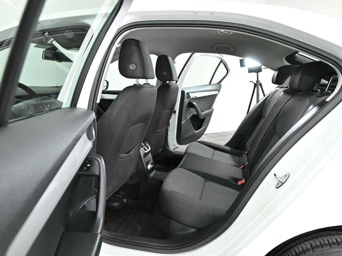 Купить Skoda Octavia, 2016, 140 000 км, фото №6