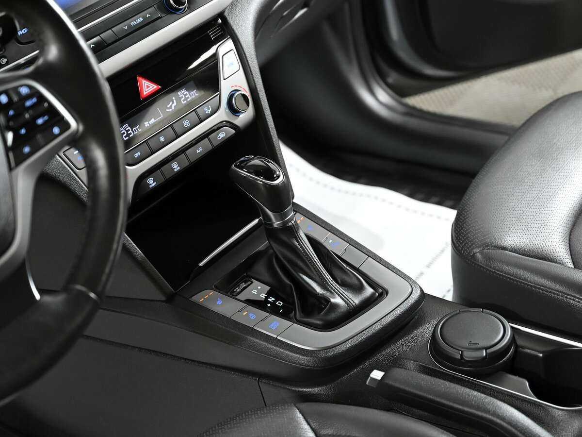 Купить Hyundai Elantra, 2018, 96 000 км, фото №10