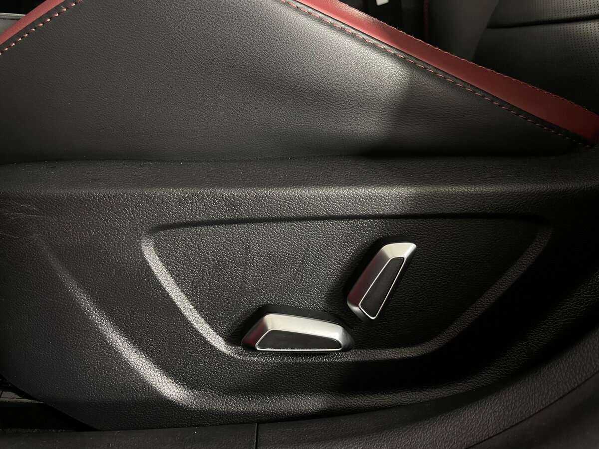 Купить Geely Coolray, 2020, 83 878 км, фото №20