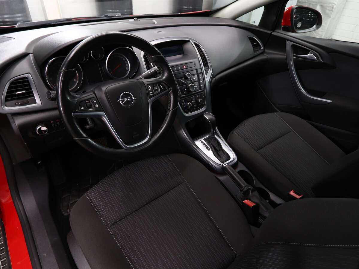 Купить Opel Astra GTC, 2012, 190 000 км, фото №7